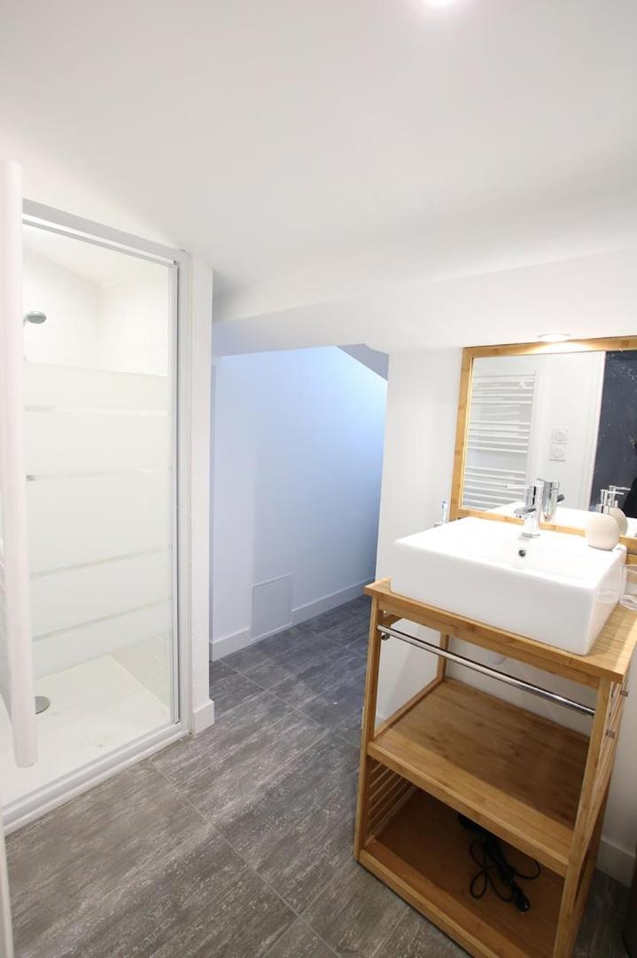 Guestready - Sunny Attic Apt Near Grand Theatre Bordeaux Exteriör bild