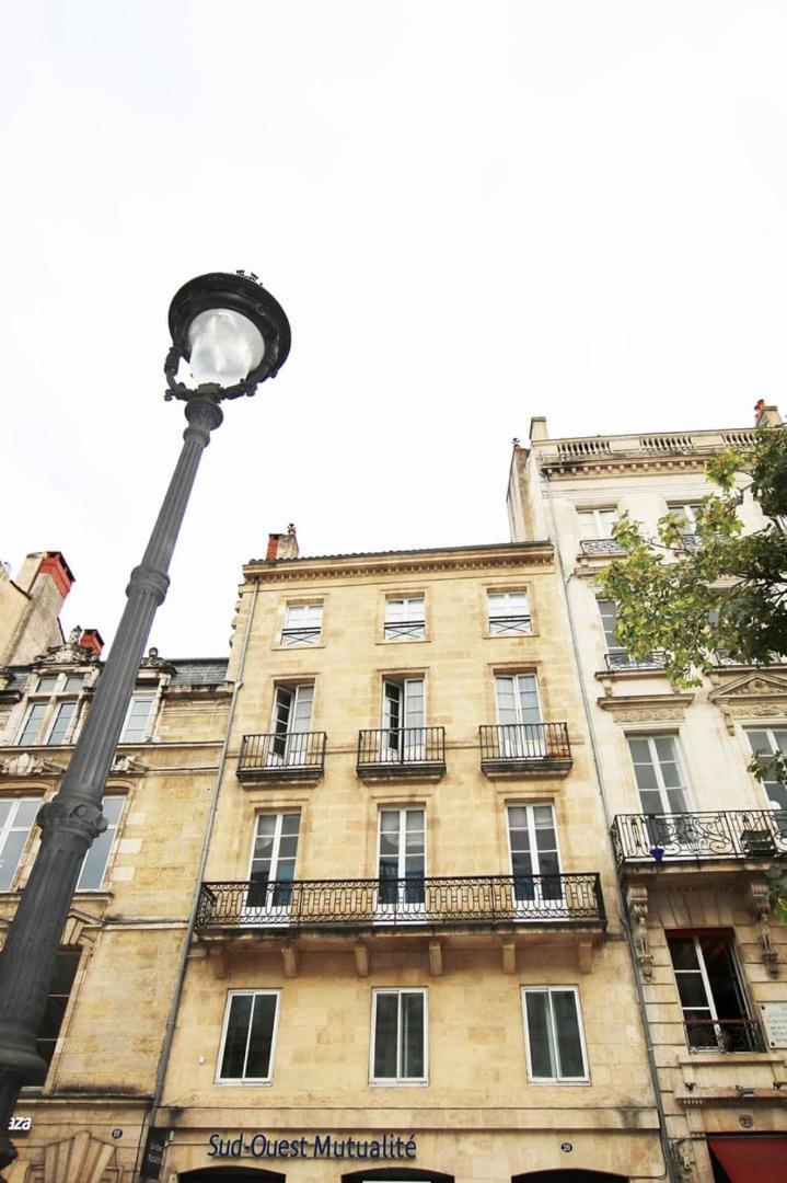 Guestready - Sunny Attic Apt Near Grand Theatre Bordeaux Exteriör bild