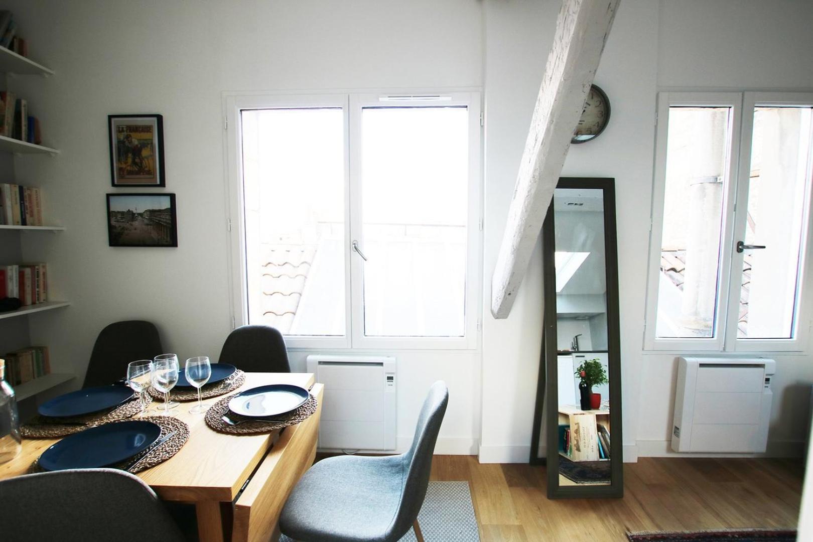 Guestready - Sunny Attic Apt Near Grand Theatre Bordeaux Exteriör bild